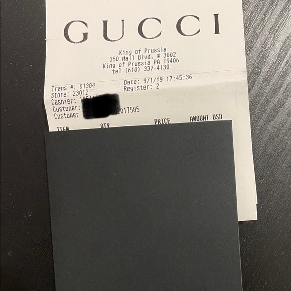 GG Marmont Bag. It’s in perfect condition. There is no signs of wear. - Picture 4 of 5